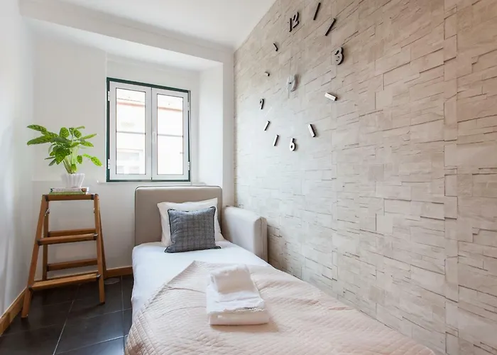 Martim Moniz - By Lu Holidays