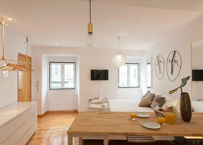 Martim Moniz - By Lu Holidays Appartement *
