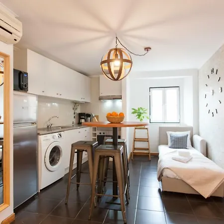 Martim Moniz - By Lu Holidays